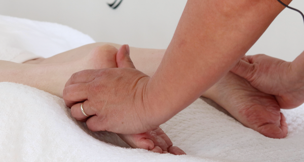Foot massages for menopause symptoms